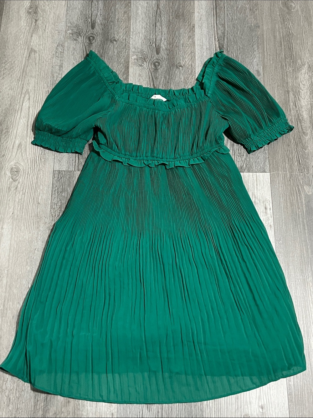 Beyond Words pleated off the shoulder midi dress /Size S